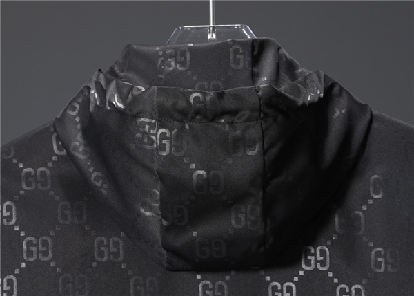 ブランドジャケット側面デザイン